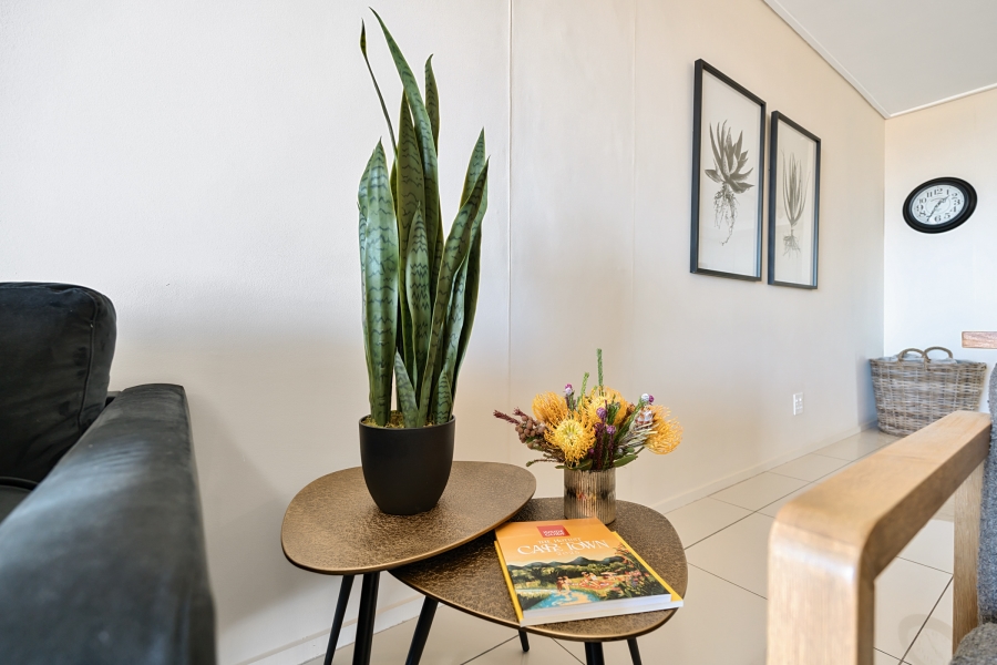 2 Bedroom Property for Sale in Green Point Western Cape